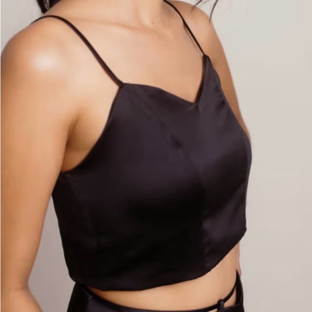 House of Harlow 1960 Black Satin Crop Top